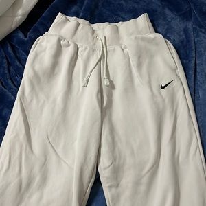 Women’s Nike Sweatpants